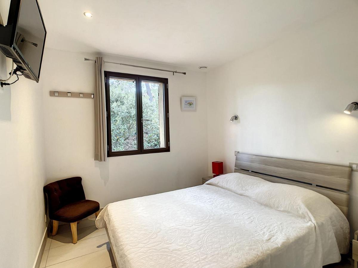 Villa La Petite Bergerie Le Plan-de-la-Tour Esterno foto